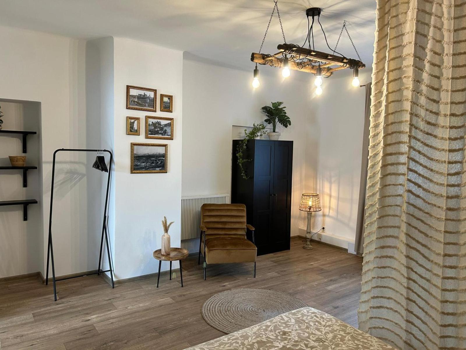 Silvestr Apartment *