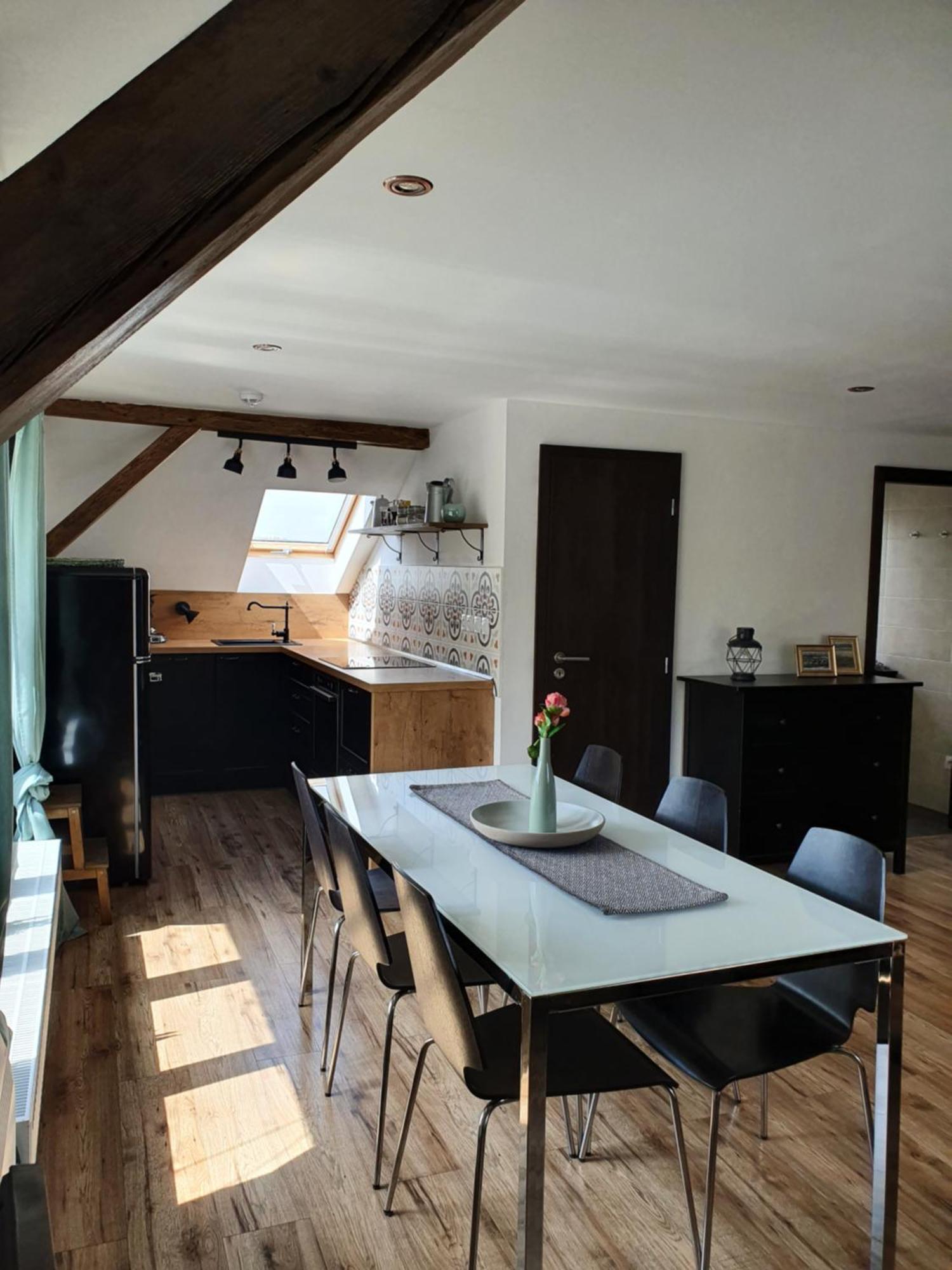 Silvestr Apartment *